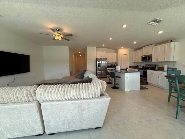 11210 LINDEN DEPOT ROAD, San Antonio, FL 33576