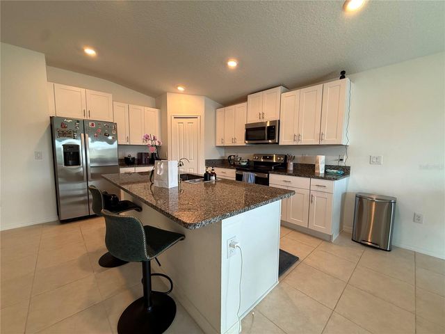 11210 LINDEN DEPOT ROAD, San Antonio, FL 33576