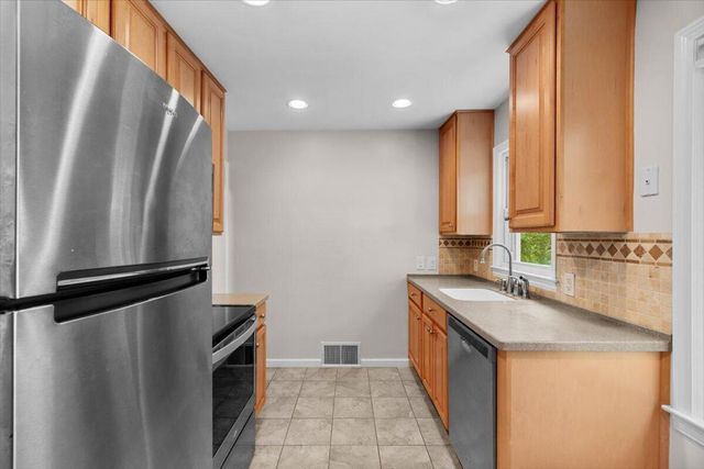 1519 Bauman Avenue, Royal Oak, MI 48073