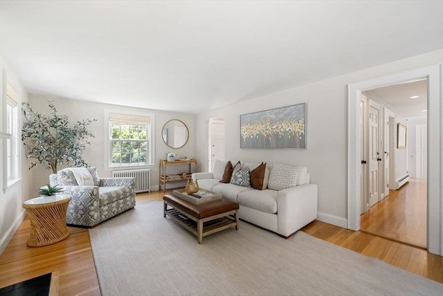 37 Salisbury Dr, Westwood, MA 02090