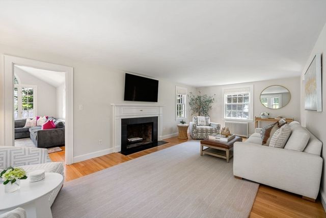 37 Salisbury Dr, Westwood, MA 02090