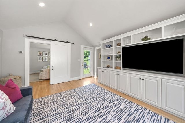 37 Salisbury Dr, Westwood, MA 02090