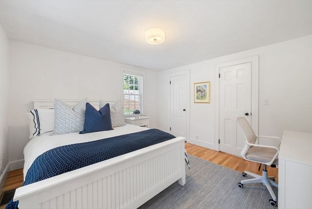 37 Salisbury Dr, Westwood, MA 02090