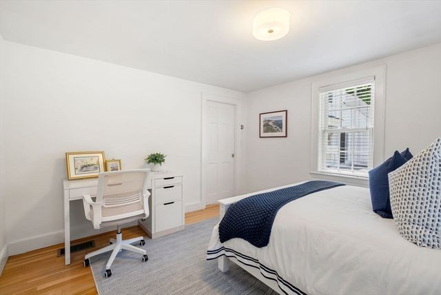 37 Salisbury Dr, Westwood, MA 02090