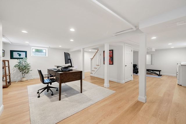 37 Salisbury Dr, Westwood, MA 02090