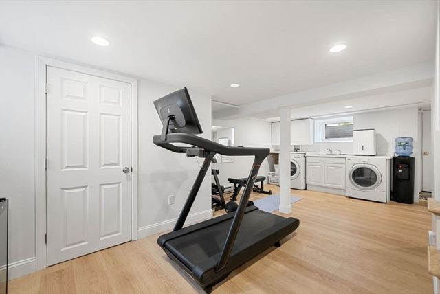 37 Salisbury Dr, Westwood, MA 02090