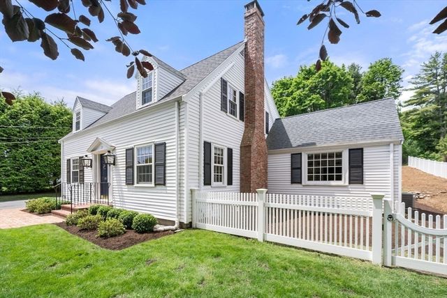 37 Salisbury Dr, Westwood, MA 02090