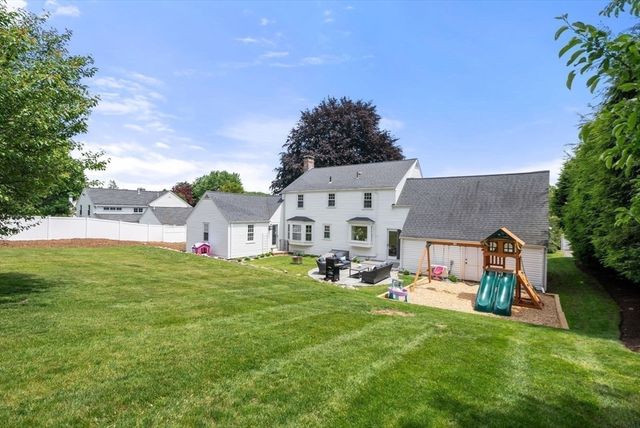 37 Salisbury Dr, Westwood, MA 02090