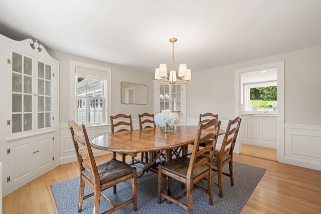 37 Salisbury Dr, Westwood, MA 02090