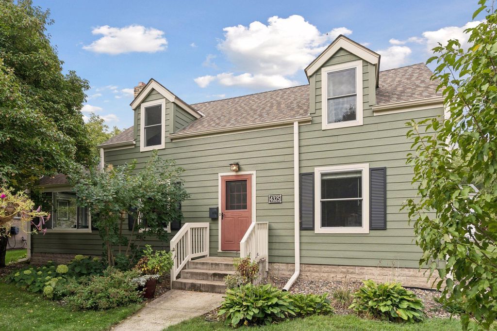 4325 Zane Avenue N, Crystal, MN 55422