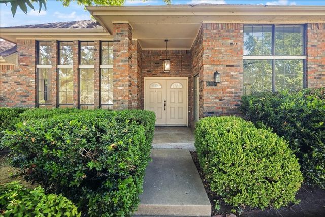 3637 Bluegrass Drive, Grand Prairie, TX 75052