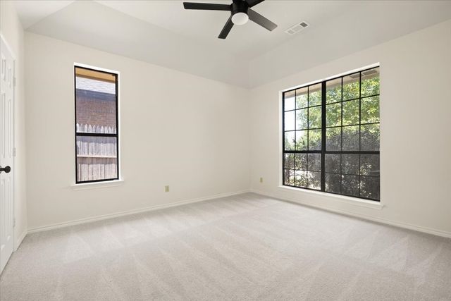 3637 Bluegrass Drive, Grand Prairie, TX 75052