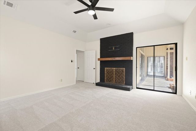 3637 Bluegrass Drive, Grand Prairie, TX 75052