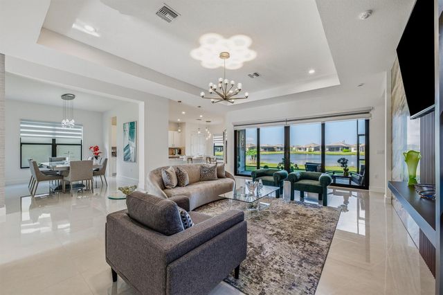 12426 SW Crystal Cove Drive, Port St. Lucie, FL 34987