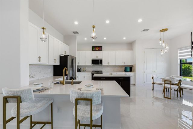 12426 SW Crystal Cove Drive, Port St. Lucie, FL 34987