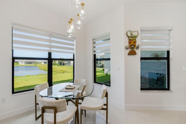 12426 SW Crystal Cove Drive, Port St. Lucie, FL 34987