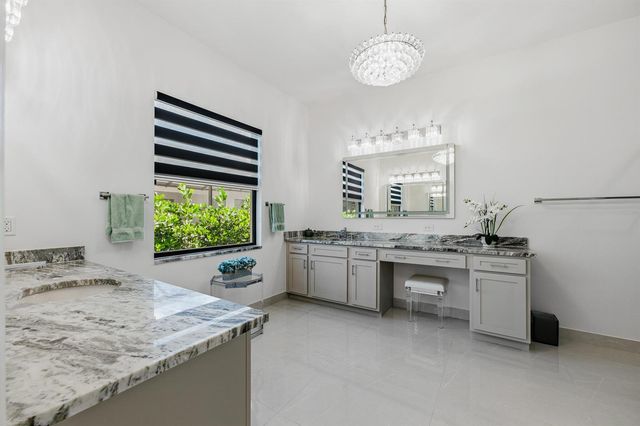 12426 SW Crystal Cove Drive, Port St. Lucie, FL 34987
