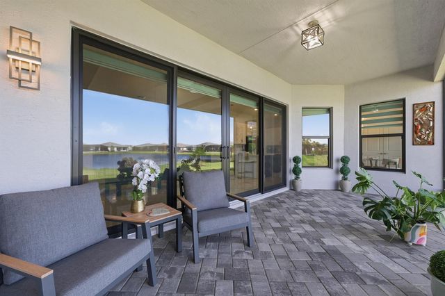12426 SW Crystal Cove Drive, Port St. Lucie, FL 34987