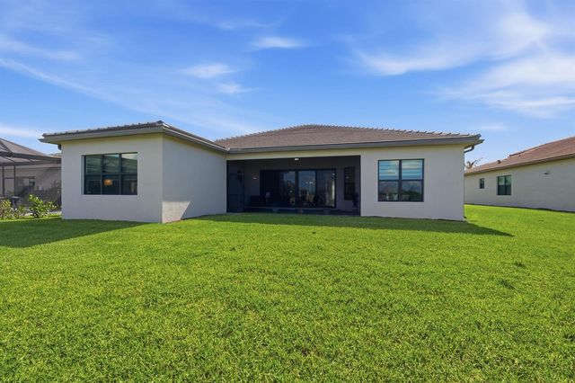 12426 SW Crystal Cove Drive, Port St. Lucie, FL 34987