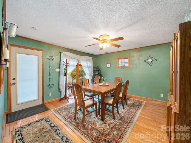 1280 Hamburg Road, Bakersville, NC 28705