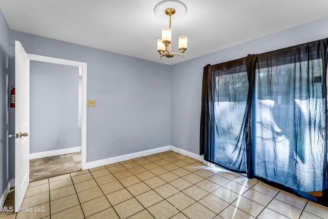 5672 Woodstock Court, Gautier, MS 39553