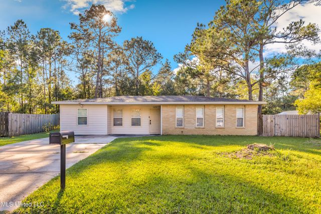 5672 Woodstock Court, Gautier, MS 39553