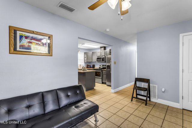5672 Woodstock Court, Gautier, MS 39553