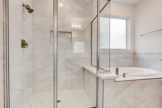 5029 Carsoli LN, Leander, TX 78641