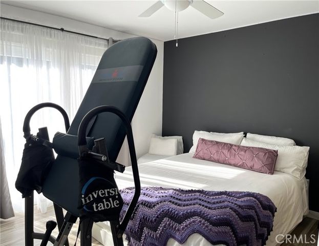 20800 Clark Street, Woodland Hills (los Angeles), CA 91367