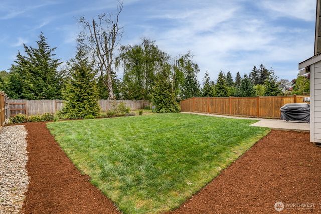 6132 47th Place NE, Marysville, WA 98270