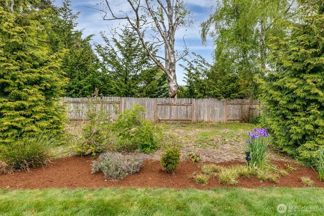 6132 47th Place NE, Marysville, WA 98270