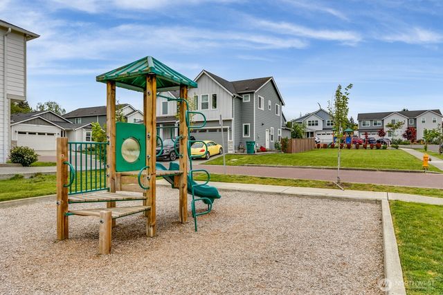6132 47th Place NE, Marysville, WA 98270