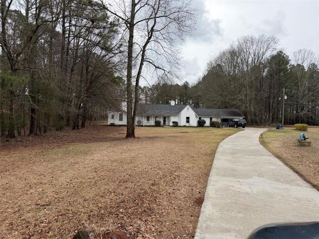 135 Dixie Lane, Covington, GA 30014