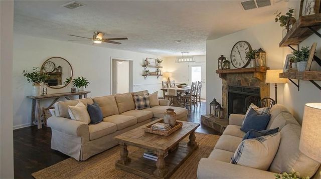 135 Dixie Lane, Covington, GA 30014