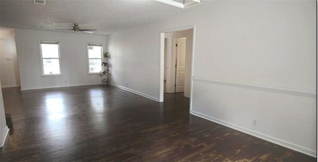 135 Dixie Lane, Covington, GA 30014