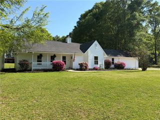 135 Dixie Lane, Covington, GA 30014