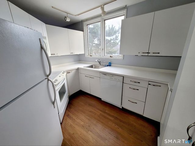 2 Front Street 2J, New Haven, CT 06513