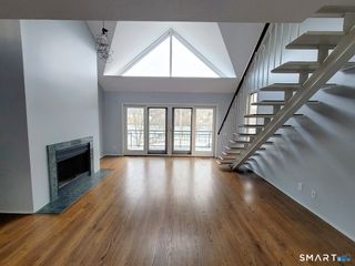 2 Front Street 2J, New Haven, CT 06513