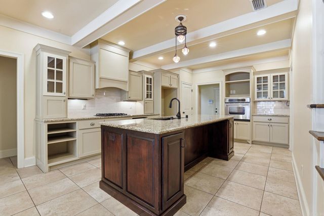 2905 Woodsgate Drive, Little Rock, AR 72211