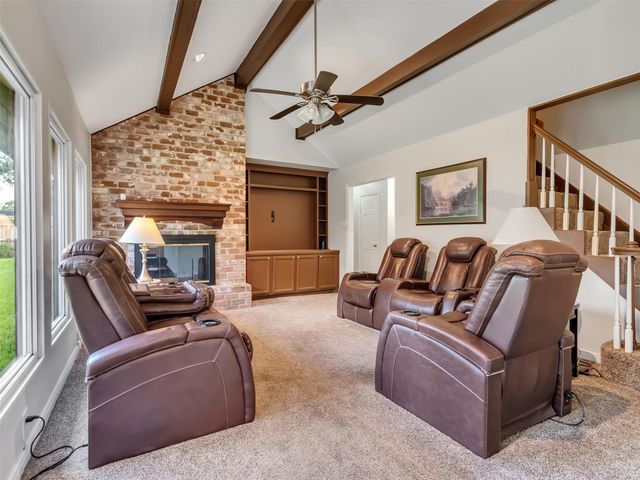 3017 Inwood Drive, Dickinson, TX 77539