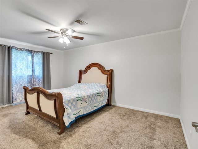 3017 Inwood Drive, Dickinson, TX 77539
