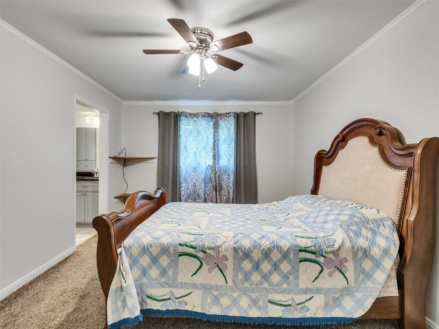 3017 Inwood Drive, Dickinson, TX 77539