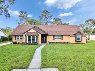3017 Inwood Drive, Dickinson, TX 77539
