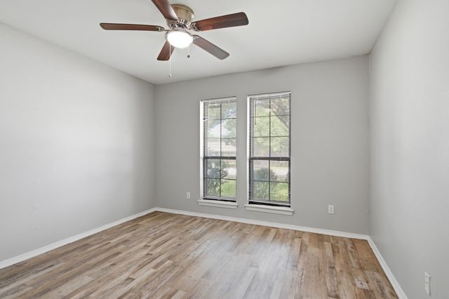 2223 Sierra Drive, Grapevine, TX 76051