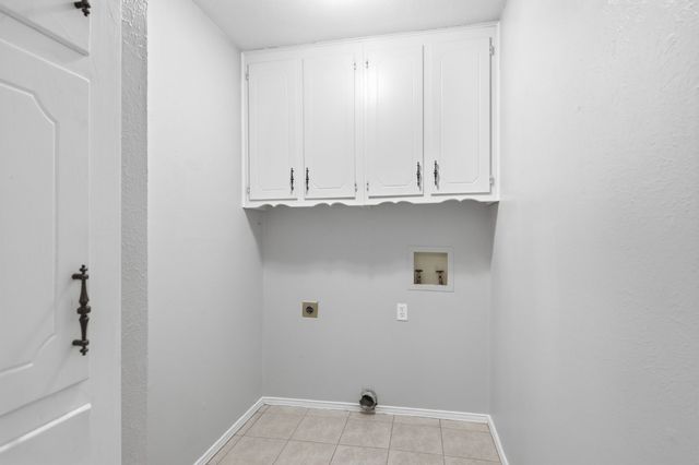 2223 Sierra Drive, Grapevine, TX 76051