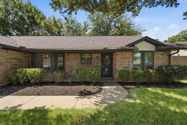 2223 Sierra Drive, Grapevine, TX 76051