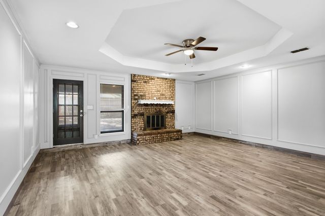 2223 Sierra Drive, Grapevine, TX 76051
