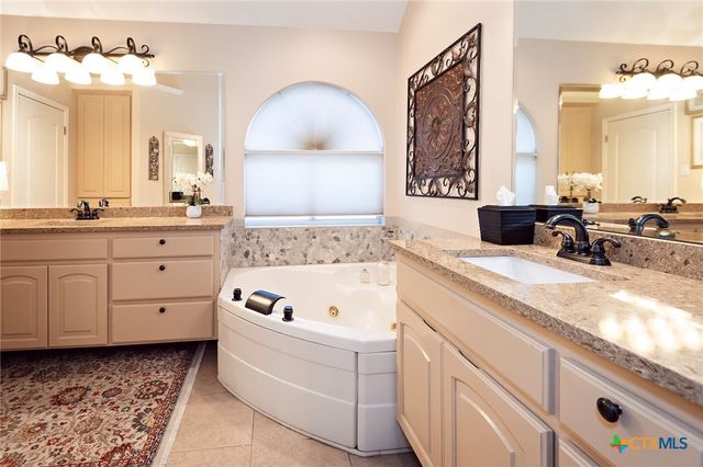 10911 Bridgeport Drive, Temple, TX 76502