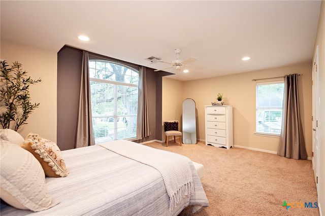 10911 Bridgeport Drive, Temple, TX 76502