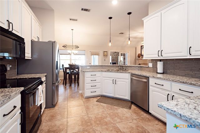 10911 Bridgeport Drive, Temple, TX 76502